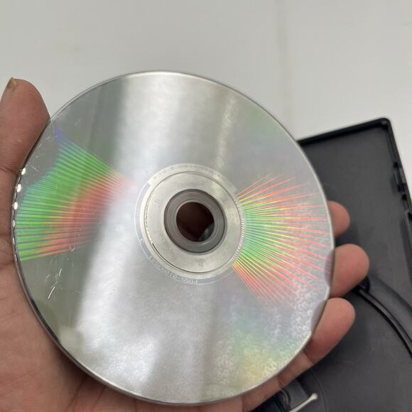 Carmen Sandiego The Secret of the Stolen Drums PS2 PlayStation 2 - Complete CIB - Picture 6 of 8